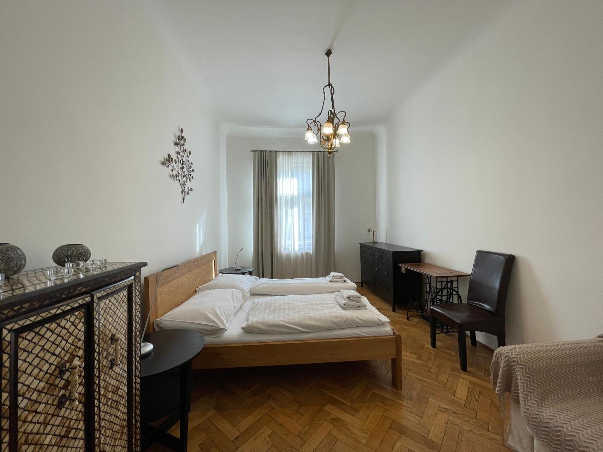 Charles Bridge Premium 4* Praga