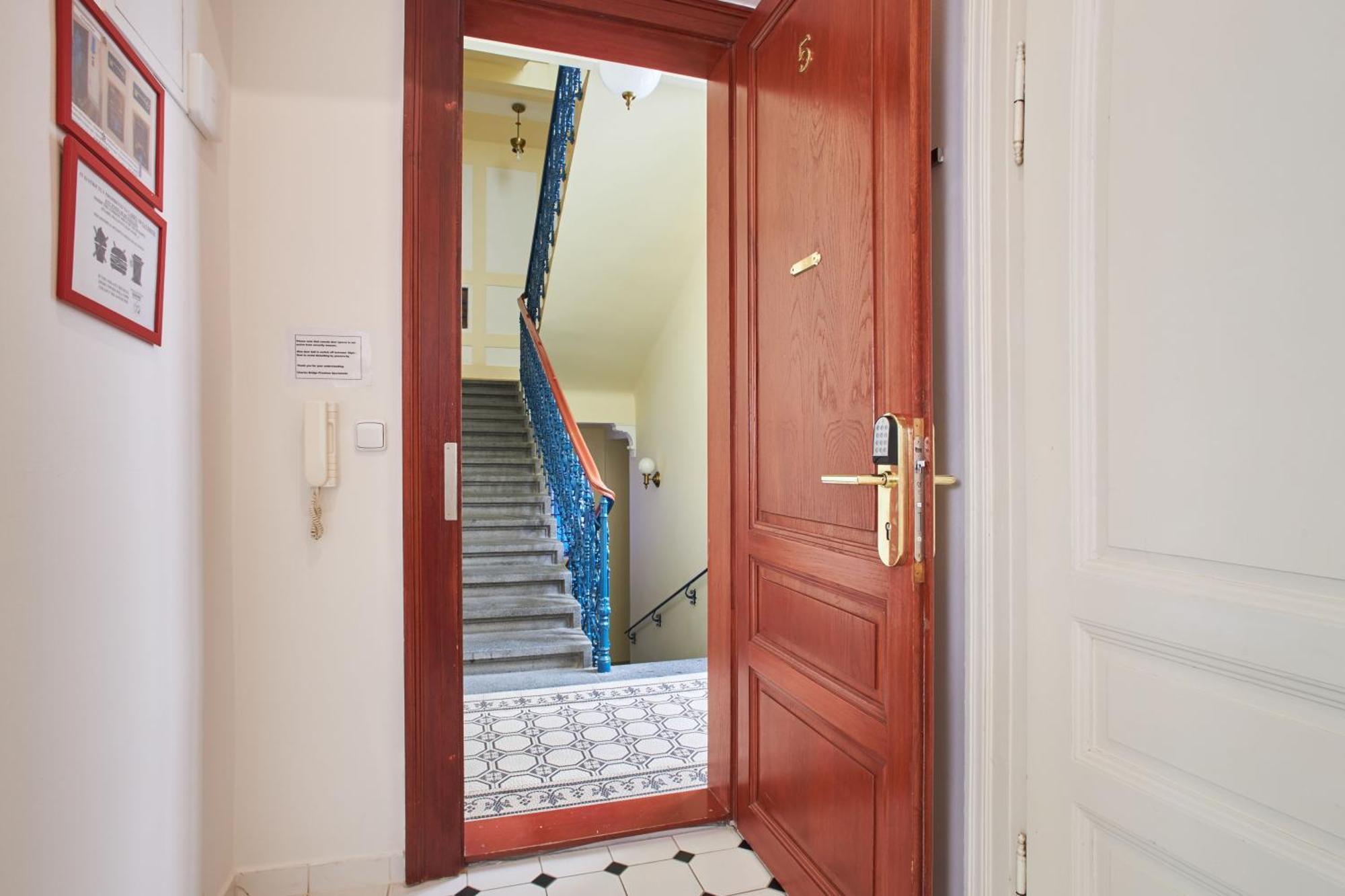 Apartahotel Charles Bridge Premium Praga