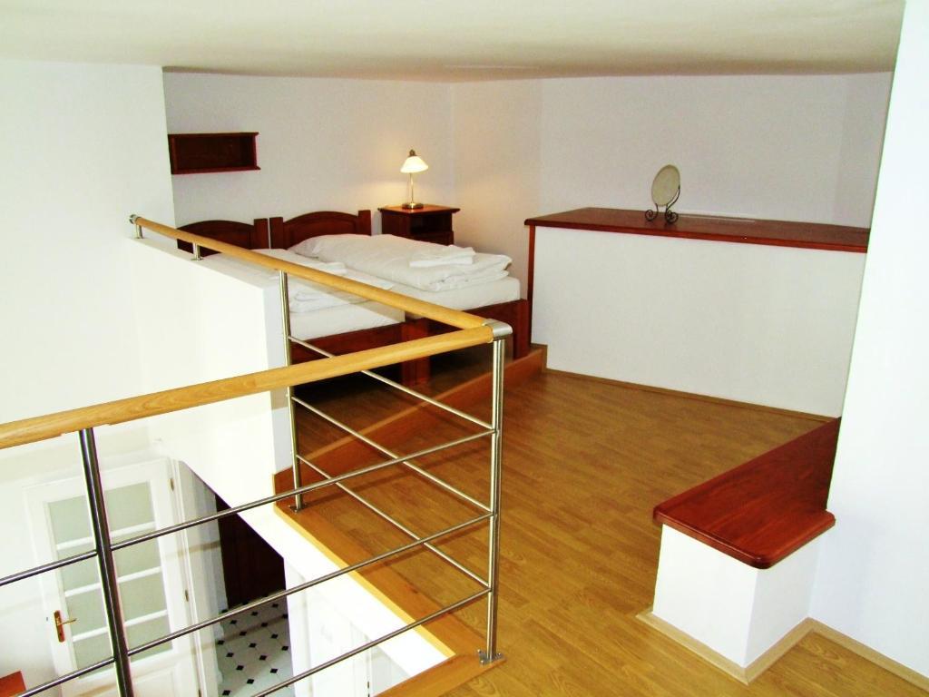Charles Bridge Premium Apartahotel