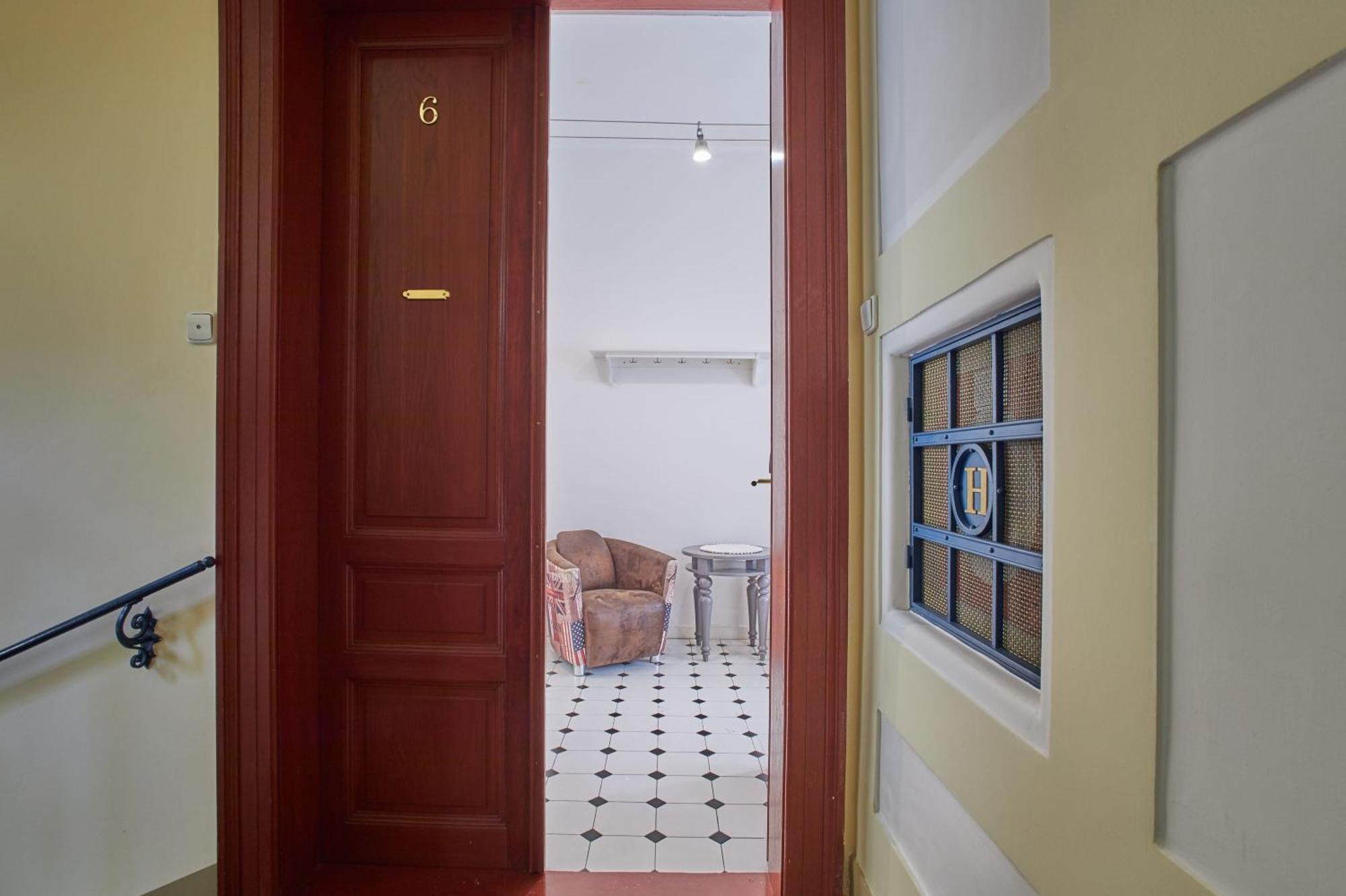 Charles Bridge Premium Aparthotel Praha